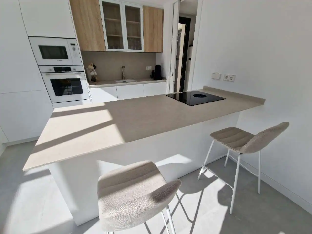 Neubau-Apartment mit Pool zum Verkauf in N/A, imagen 7
