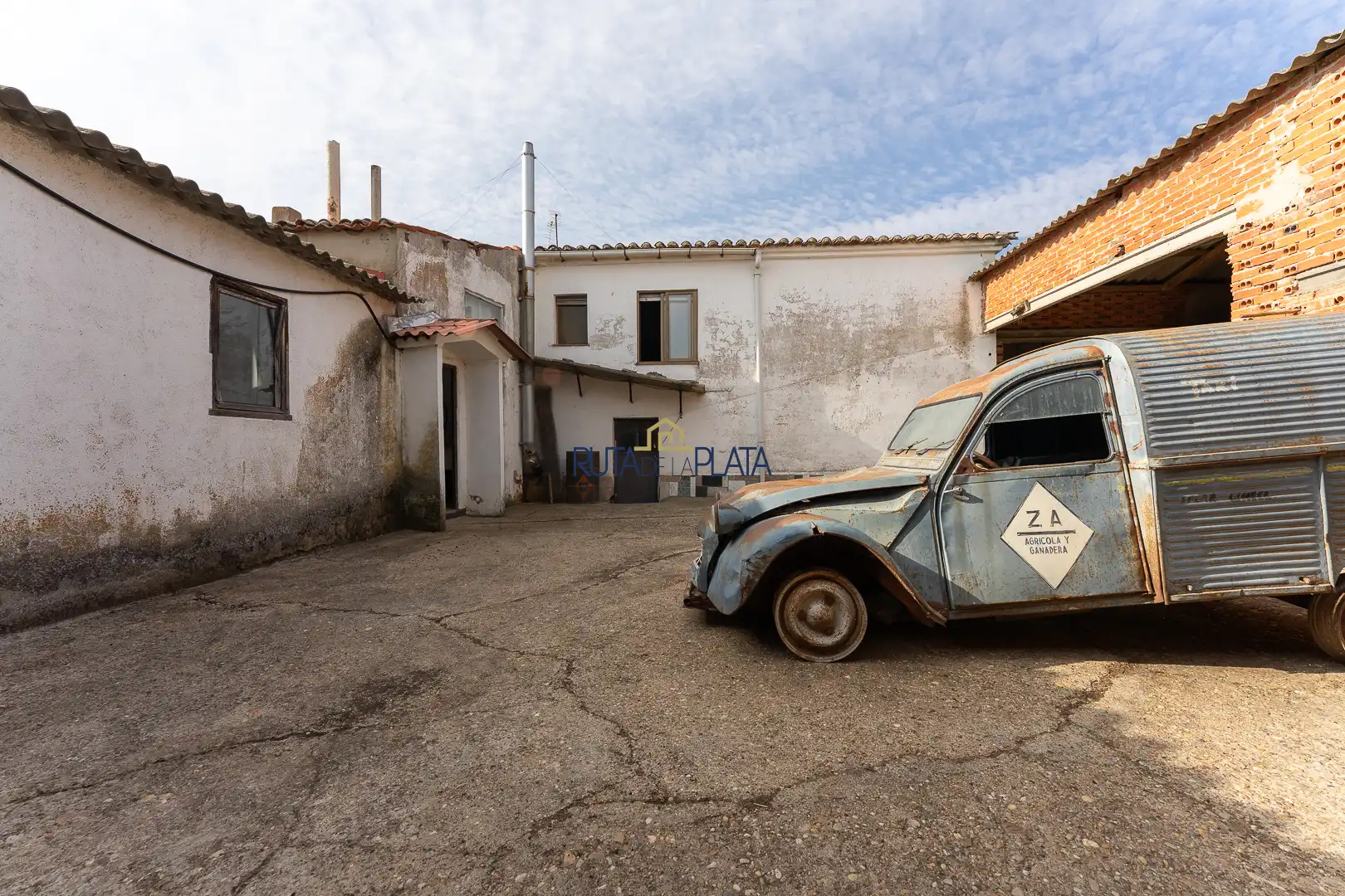 Vista exterior de Finca rústica en venta en Zamora Capital  con Calefacción, Jardín privado y Horno