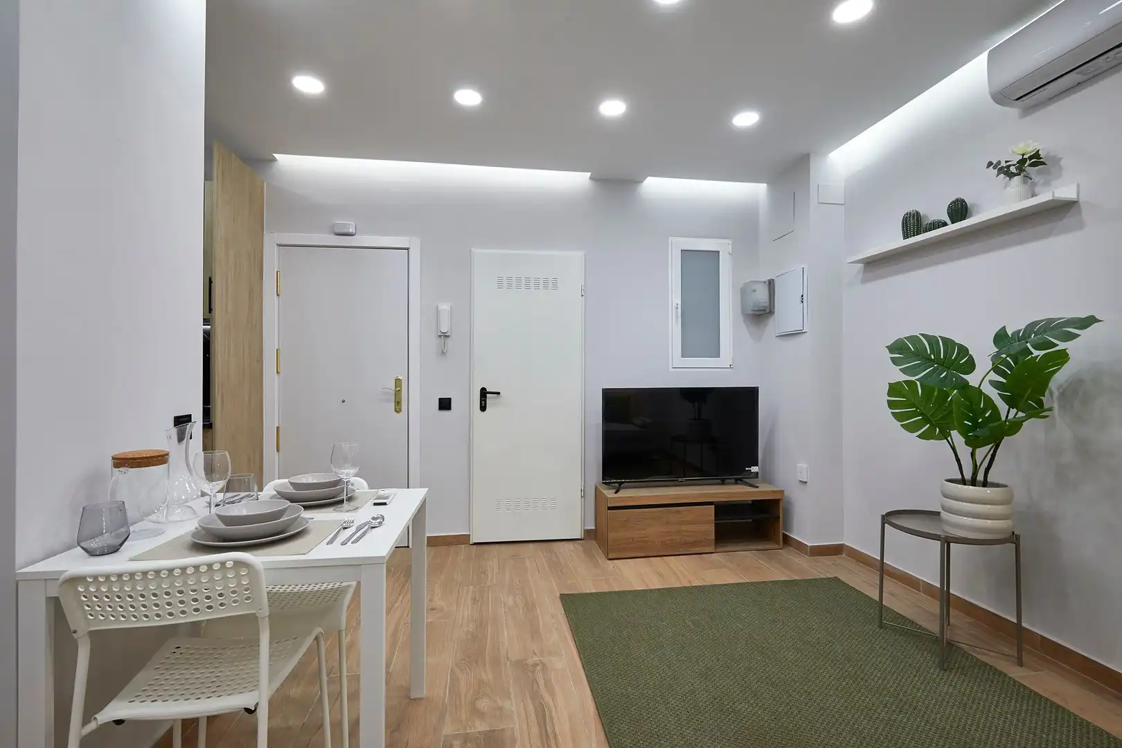 Living room of Flat for sale in Barcelona  with Air Conditioner and Parquet flooring