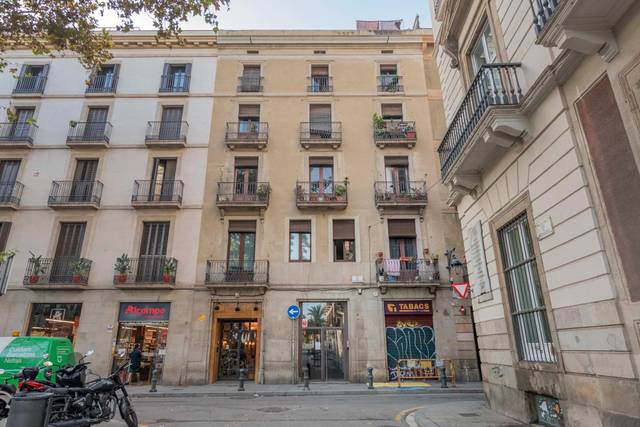 Edificio en Venta en Barri Gòtic