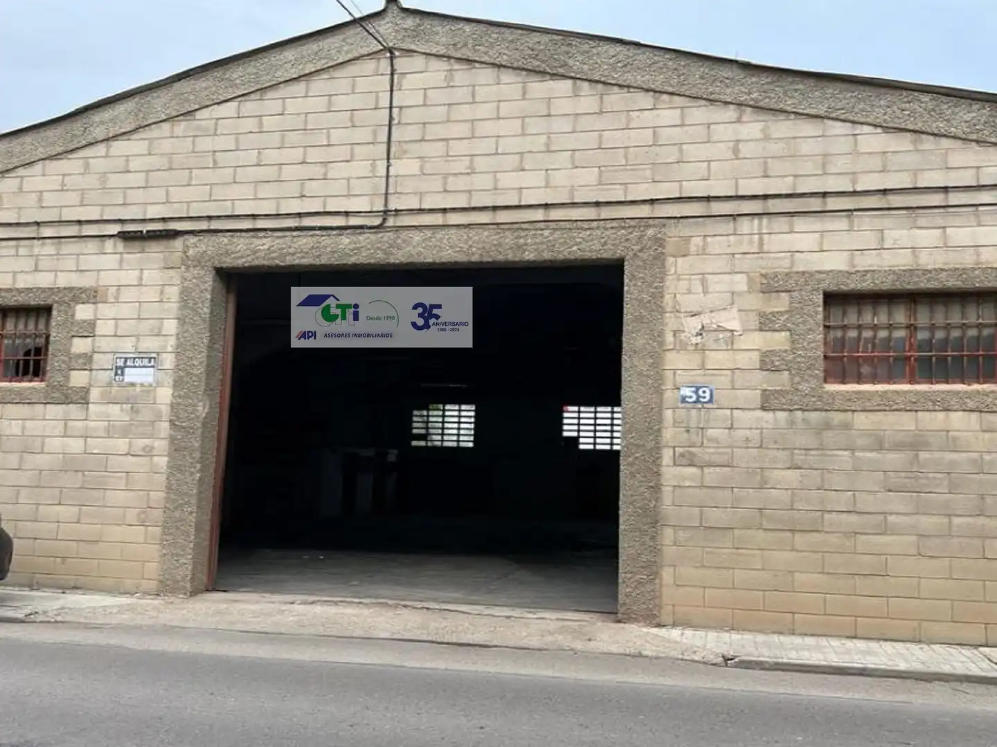 Nau industrial en venda a AVDA SAN JOSE NAVE 59