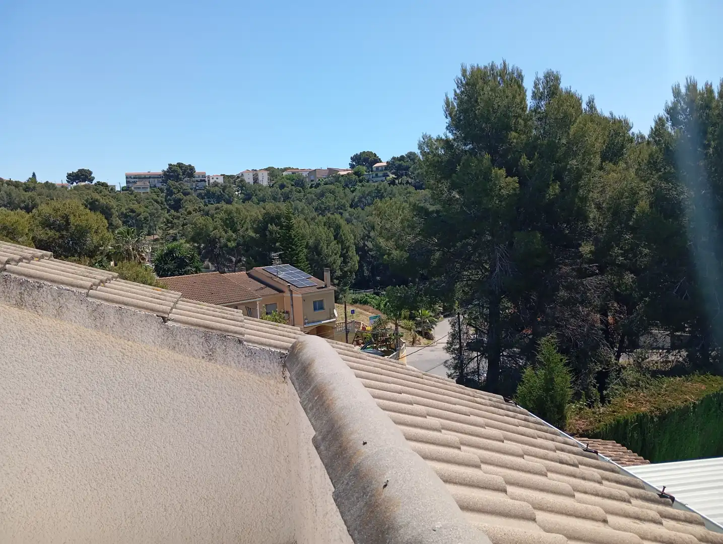 Vista exterior de Casa o xalet en venda en Bellvei amb Aire condicionat, Jardí privat i Terrassa