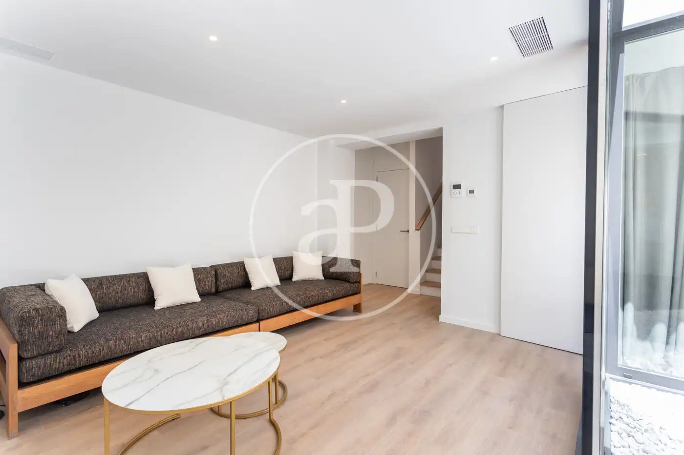 Appartamento con terrazza in affitto a Trav. de Dalt, imagen 42