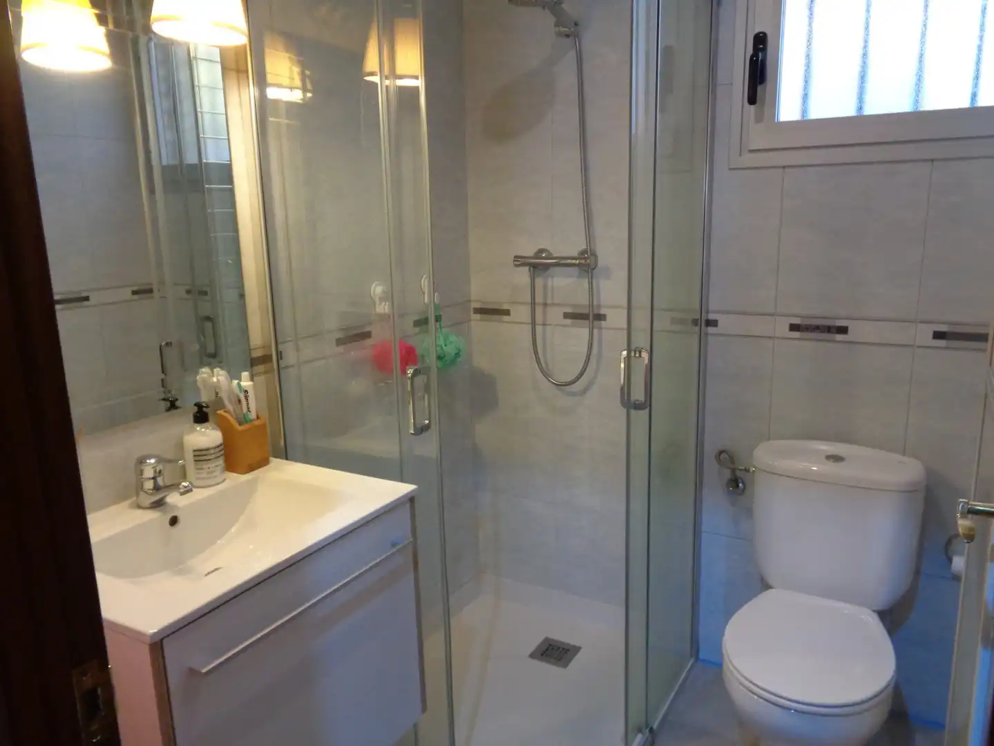 Baño de Piso en venta en Nájera con Calefacción, Trastero y Amueblado