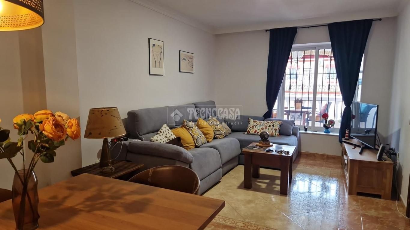 Living room of Single-family semi-detached for sale in San Fernando  with Air Conditioner