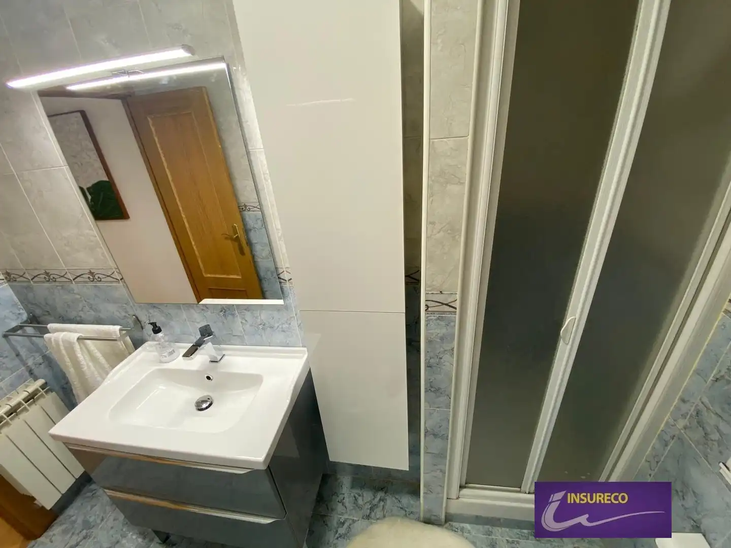 Bathroom of Flat for sale in León Capital   with Heating, Storage room and Furnished