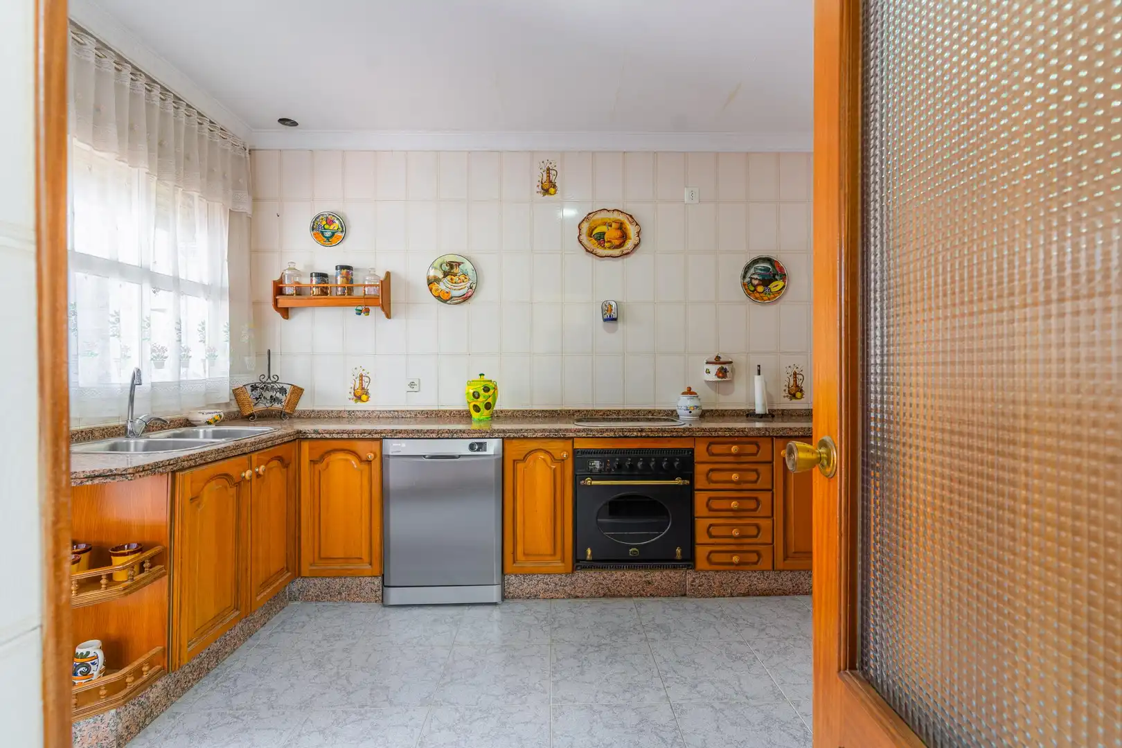 Kitchen of Detached homes for sale in Chiclana de la Frontera