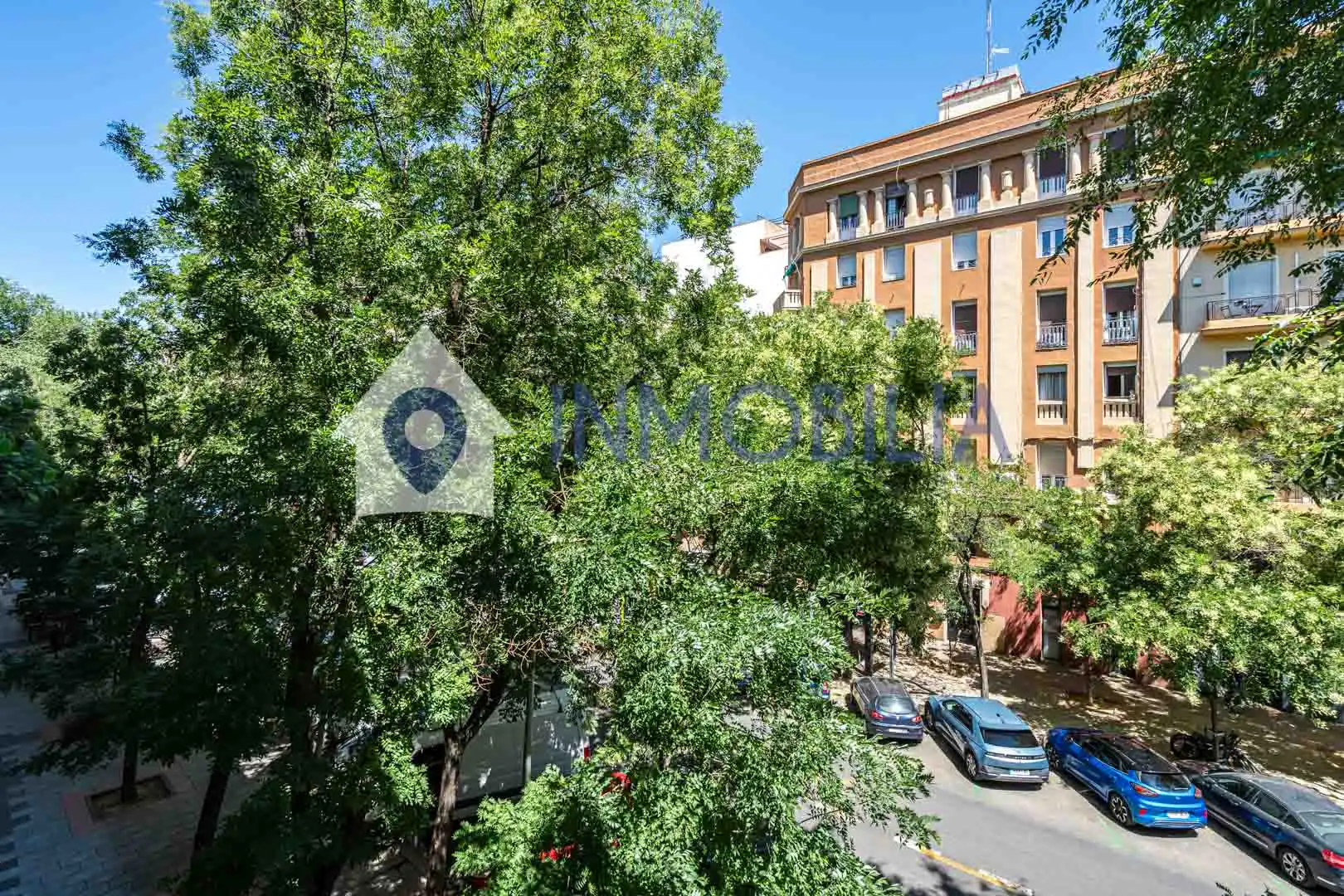 Vista exterior de Pis en venda en Madrid amb Aire condicionat i Calefacció