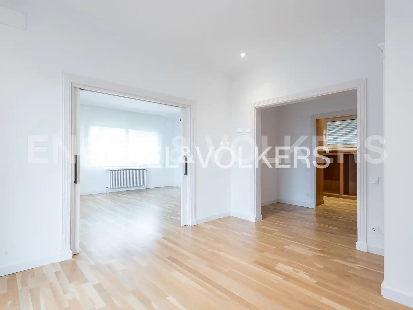 Sala d'estar de Casa o xalet de lloguer en Barcelona amb Aire condicionat, Calefacció i Jardí privat