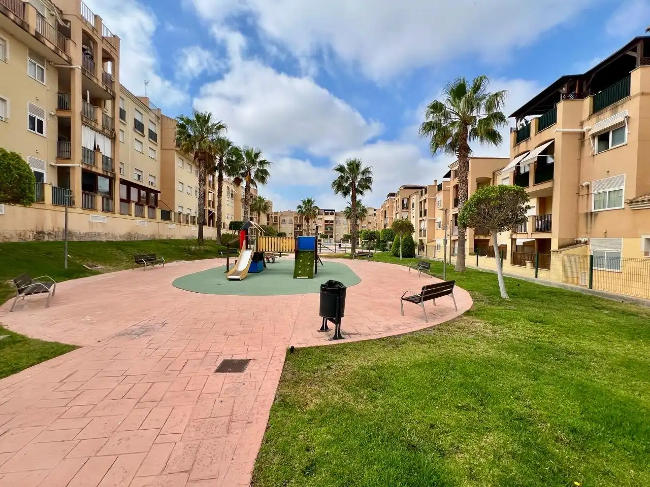 Vista exterior de Piso de alquiler en Molina de Segura con Terraza, Amueblado y Piscina comunitaria