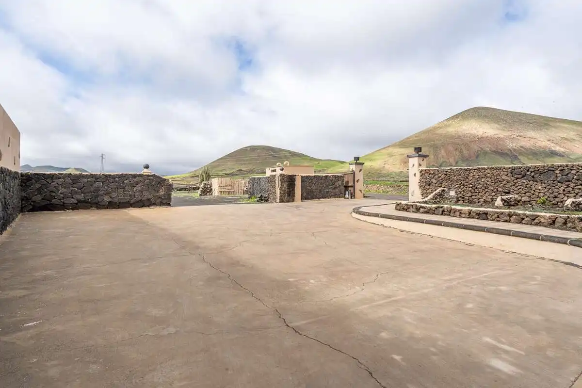 Vista exterior de Casa o chalet en venta en Tías con Jardín privado, Terraza y Trastero