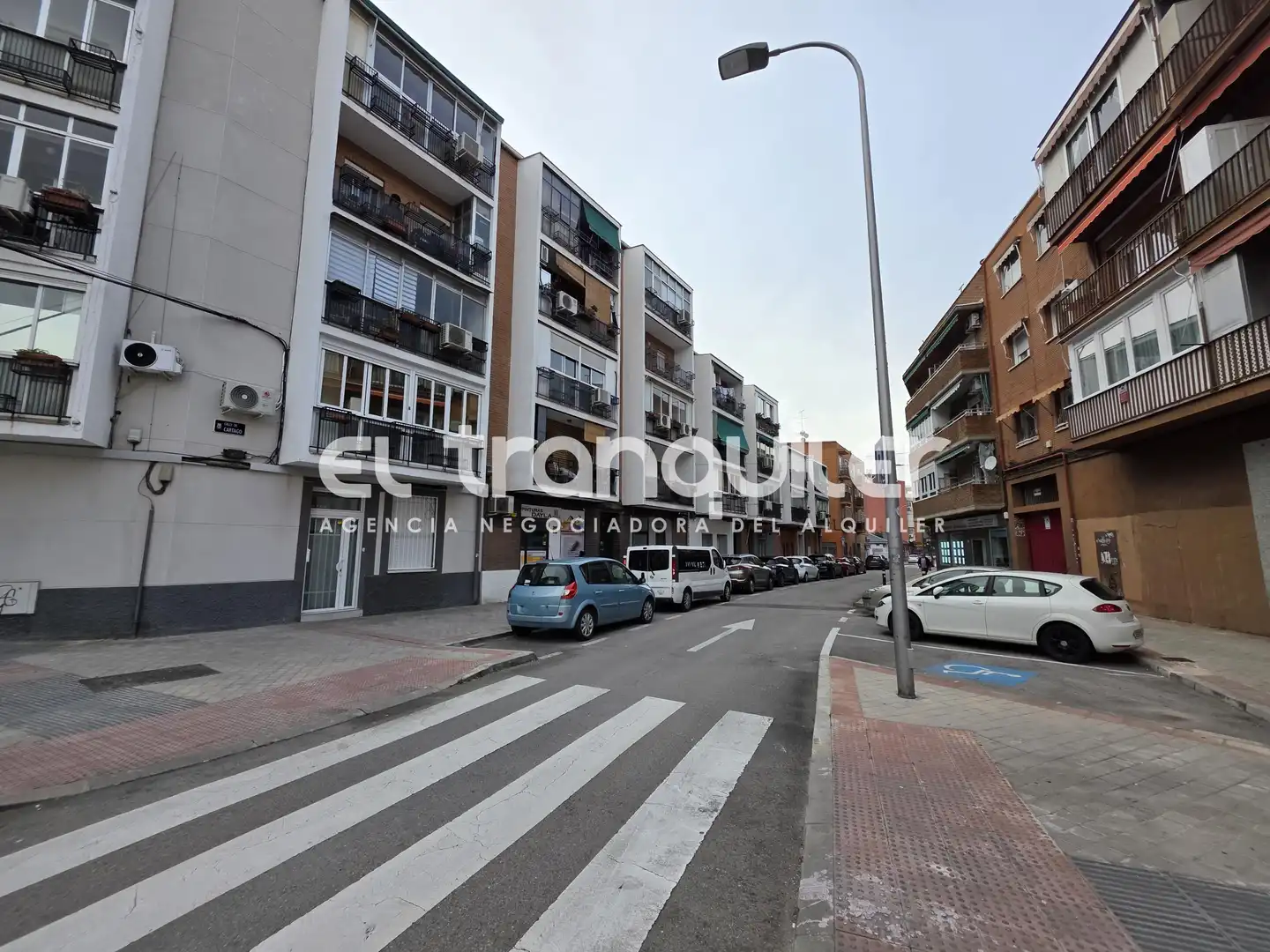 Vista exterior de Piso en venta en Madrid con Terraza y Lavadora