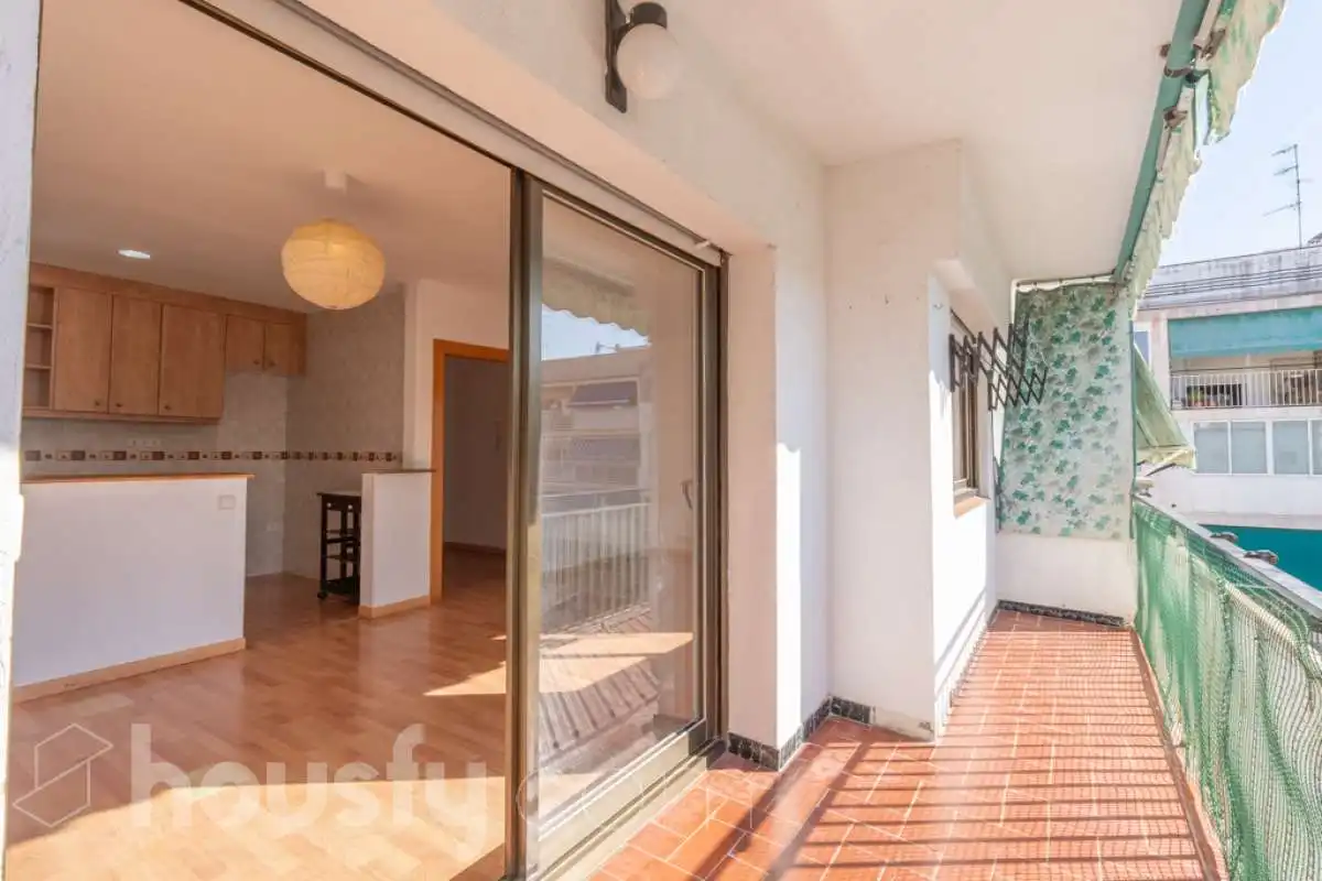 Piso con terraza en venta en Carrer Olivella ., imagen 7