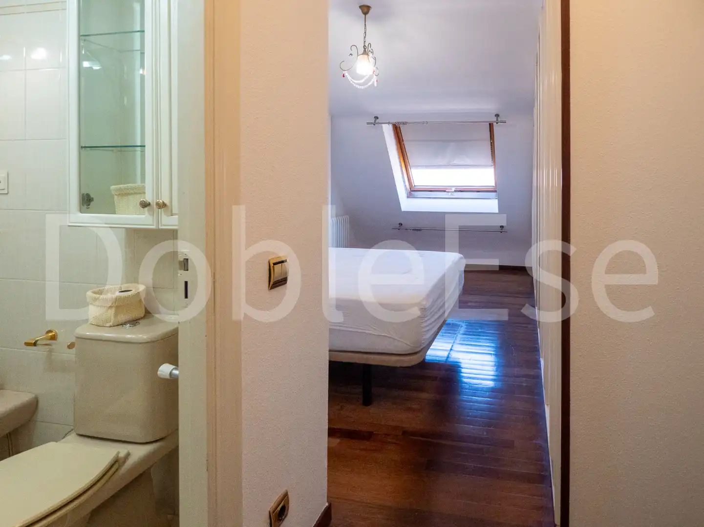 Habitación de Ático de alquiler en Gijón  con Calefacción, Jardín privado y Parquet