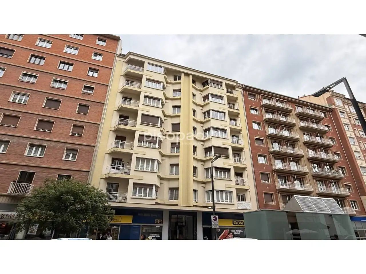 Exterior view of Flat for sale in  Pamplona / Iruña  with Heating, Parquet flooring and Storage room