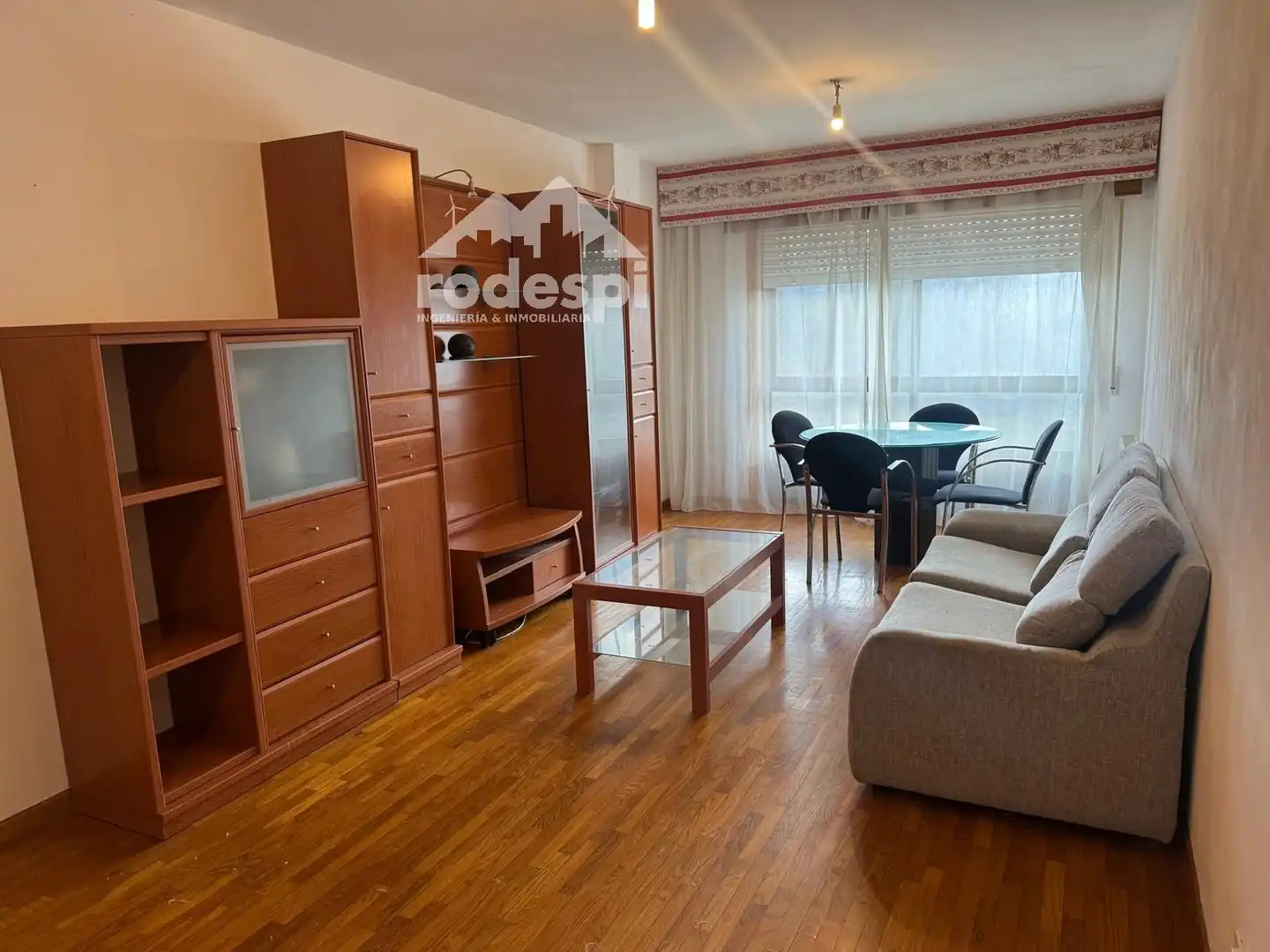 Habitación de Piso en venta en Ponteareas con Calefacción, Trastero y Amueblado