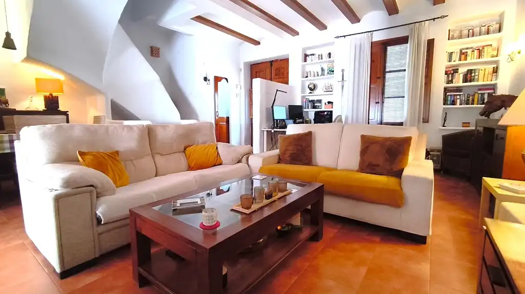 Sala de estar de Casa adosada en venta en Dénia con Aire acondicionado, Calefacción y Jardín privado