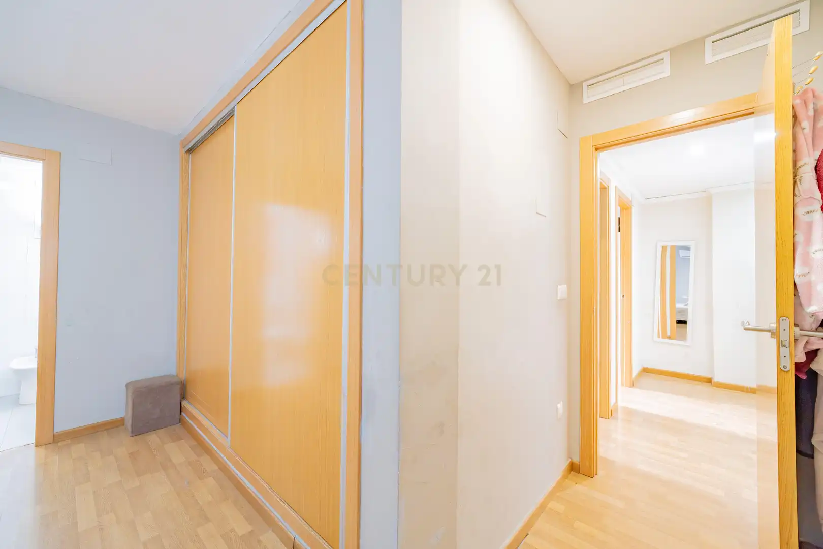 Apartments for sale in La Pobla Llarga  with Air Conditioner, Oven and Balcony