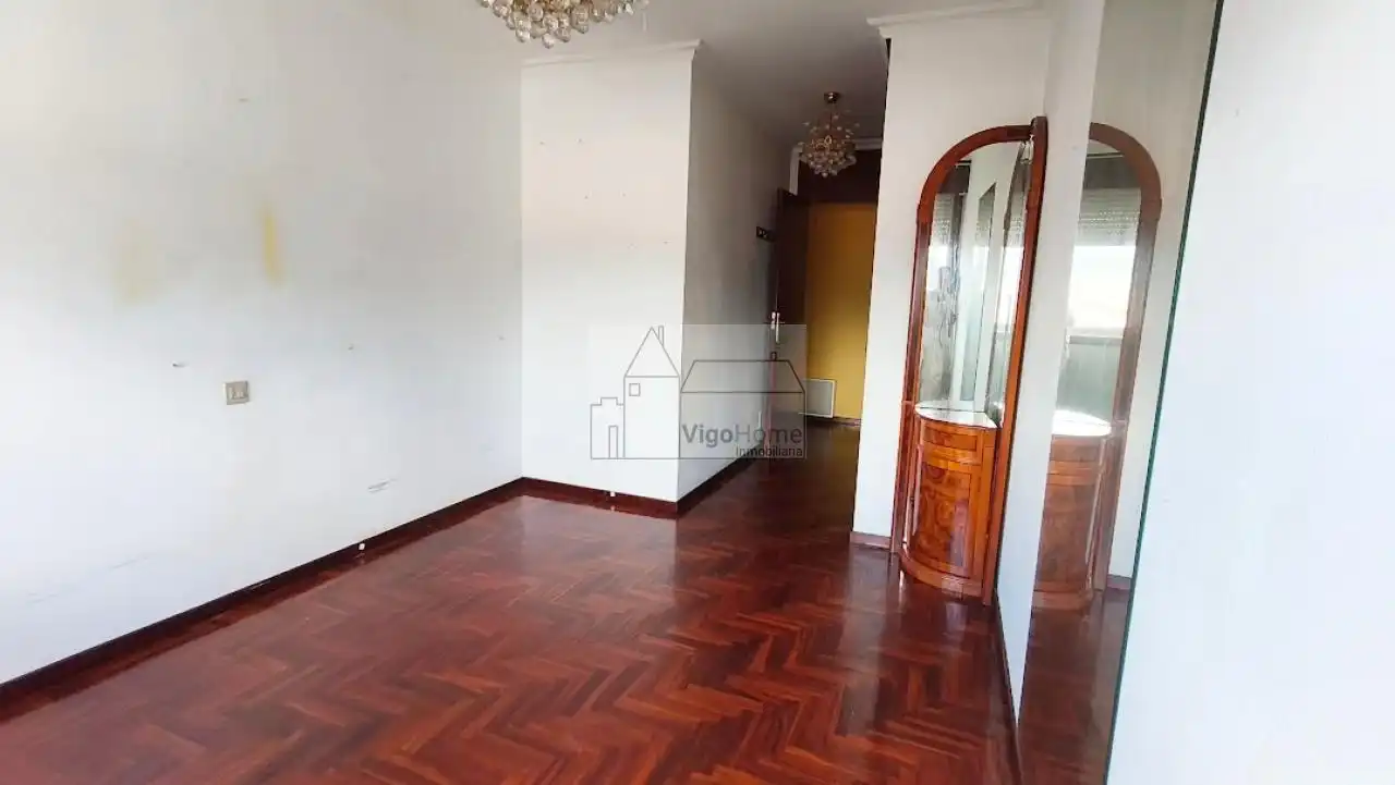 Living room of Flat for sale in Vigo   with Heating and Storage room