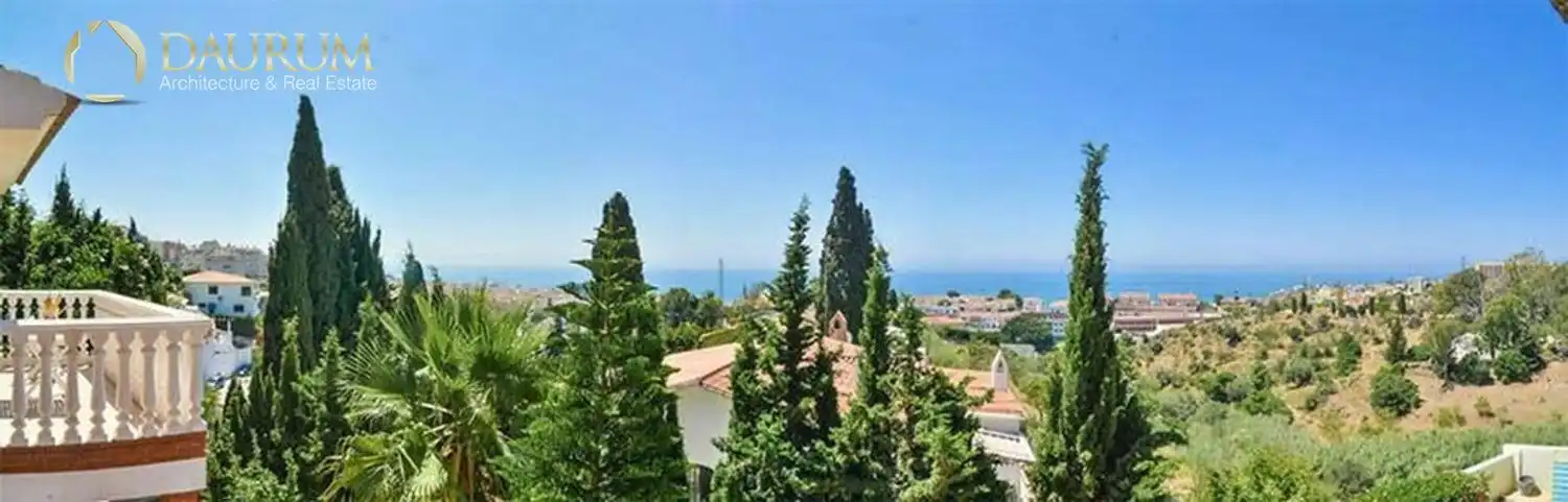Vista exterior de Casa o chalet en venta en Rincón de la Victoria con Aire acondicionado, Calefacción y Terraza