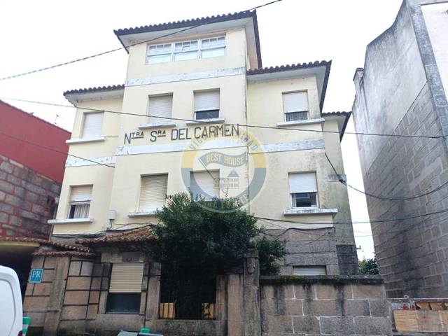 Edificio en Venta en Salgueira - O Castaño