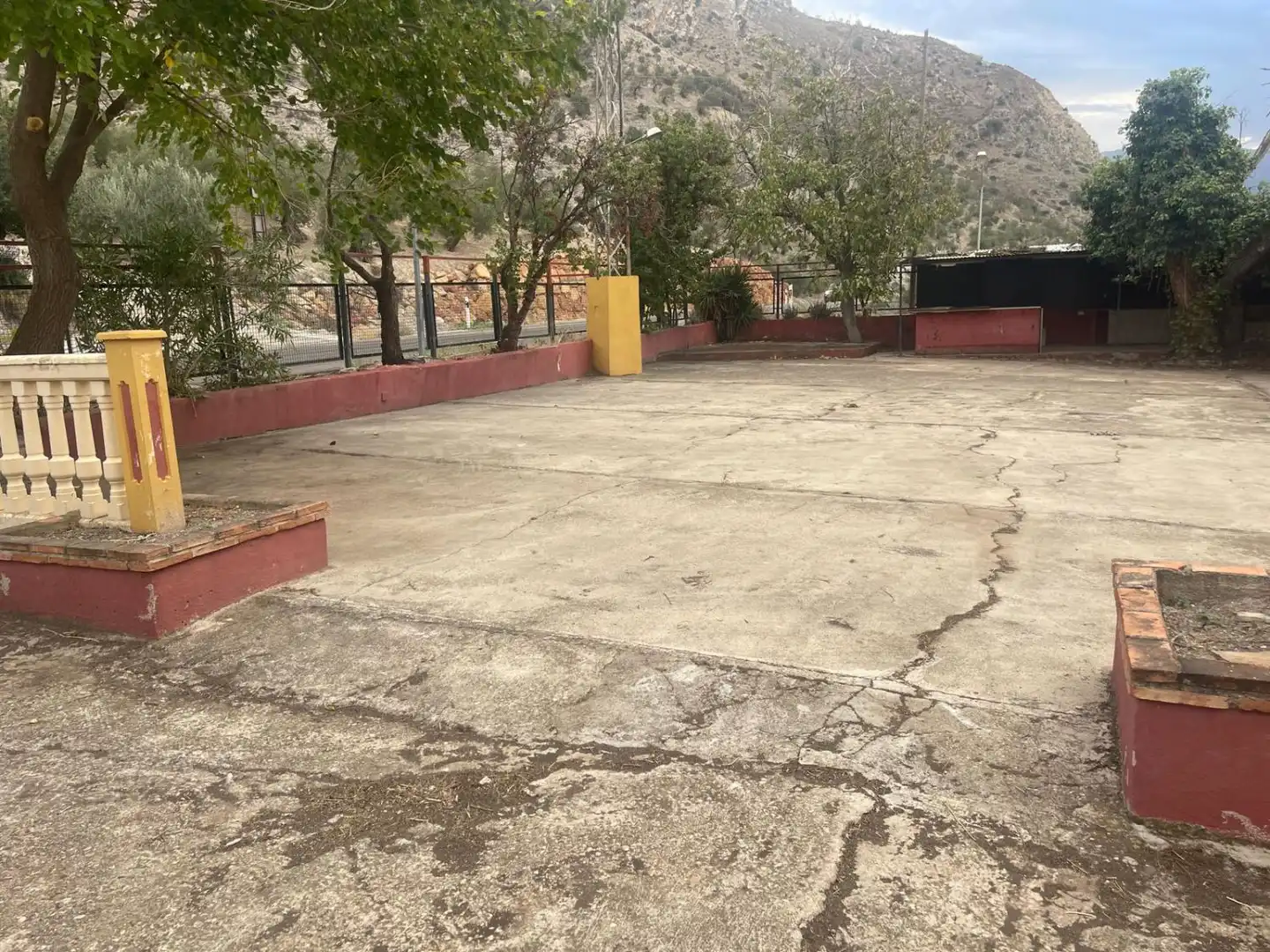 Edifici en venda a BAILEN-MOTRIL, Puente Tablas - Puente Nuevo - Cerro Molina