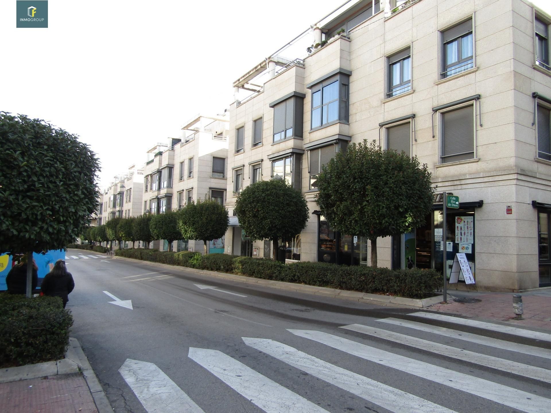 Vista exterior de Àtic de lloguer en San Fernando de Henares amb Aire condicionat, Calefacció i Terrassa