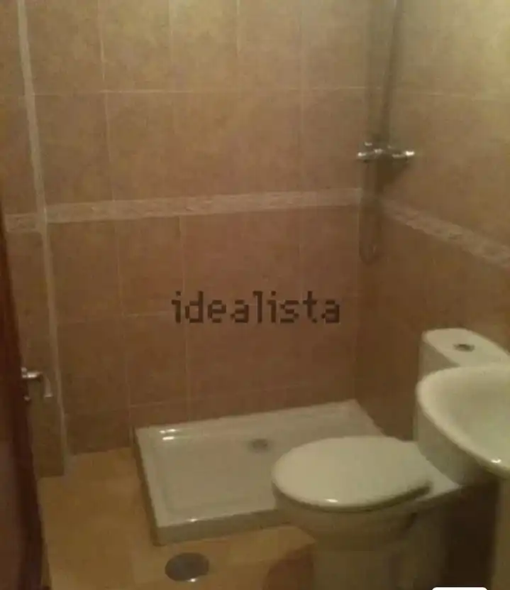Baño de Piso en venta en Avilés con Amueblado