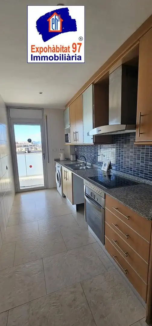 Cuina de Apartament en venda en Salou amb Calefacció, Jardí privat i Terrassa