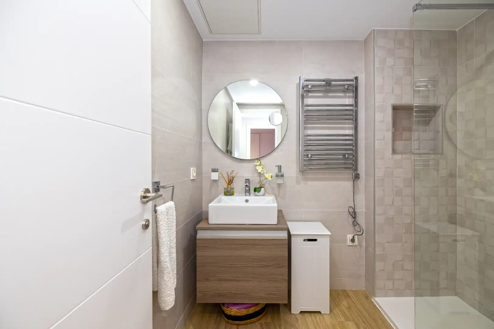 Bathroom of Flat for sale in Málaga  with Air Conditioner, Heating and Terrace