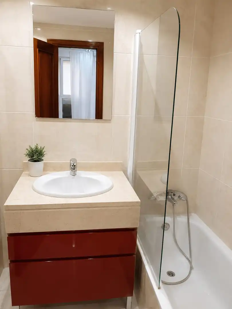 Bathroom of Flat for sale in Bilbao   with Heating, Terrace and Storage room