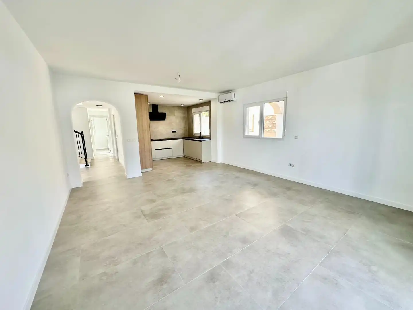 Xalet amb jardí en venda a Pueblo Acantilado - Lanuza, imagen 8