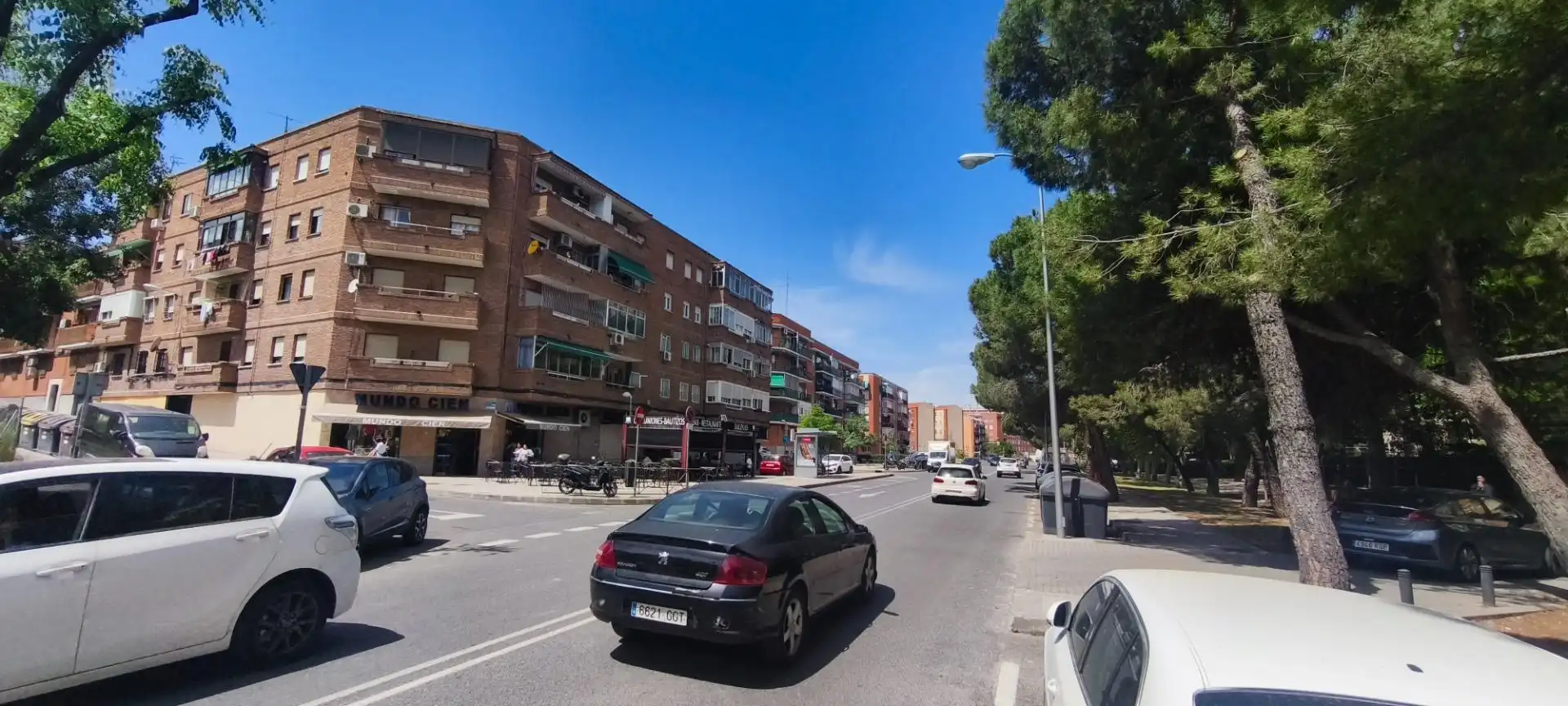 Außenansicht von Wohnungen zum Verkauf in Madrid