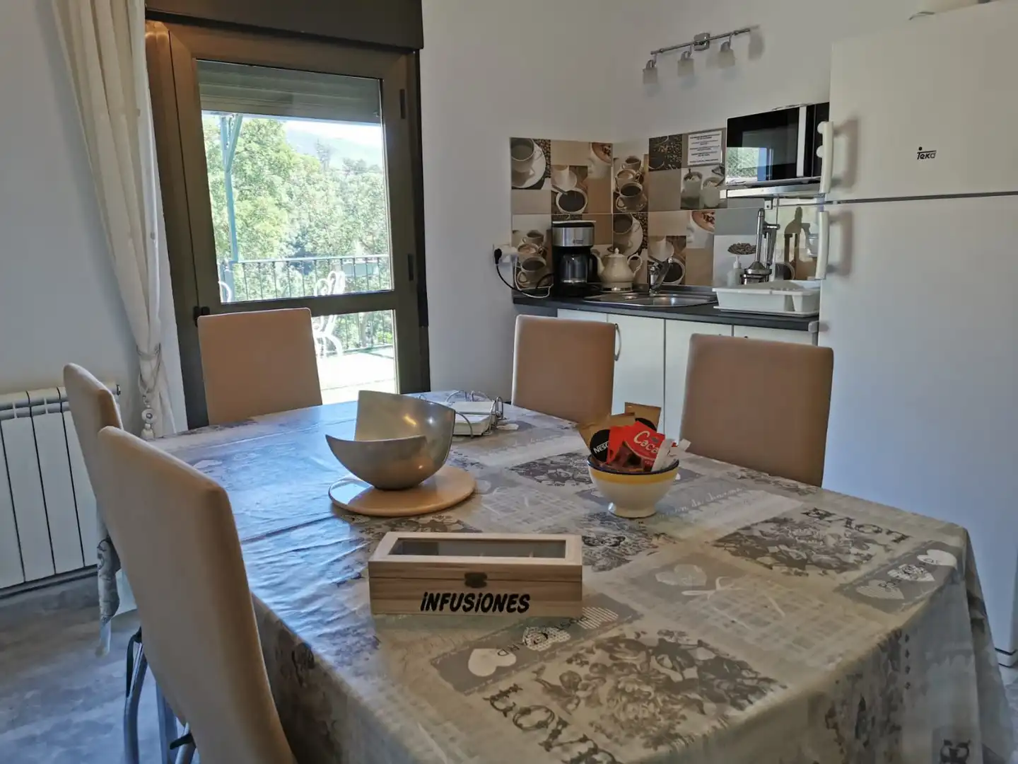 Comedor de Casa o chalet en venta en Acebo con Aire acondicionado, Calefacción y Jardín privado