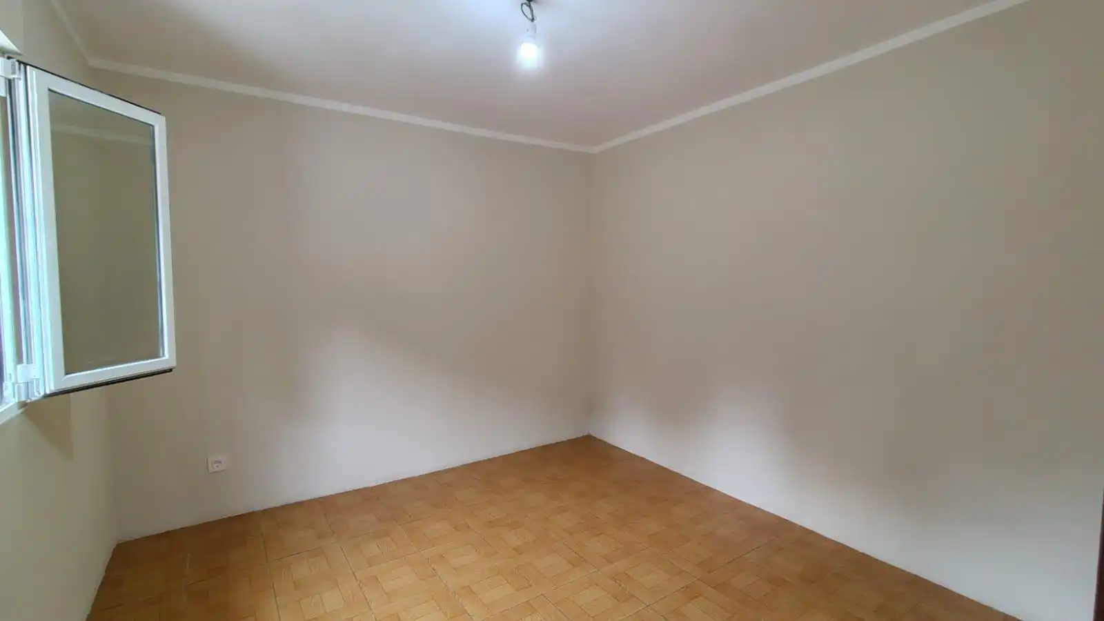 Casa adosada en venda en Langreo amb Calefacció, Jardí privat i Terrassa