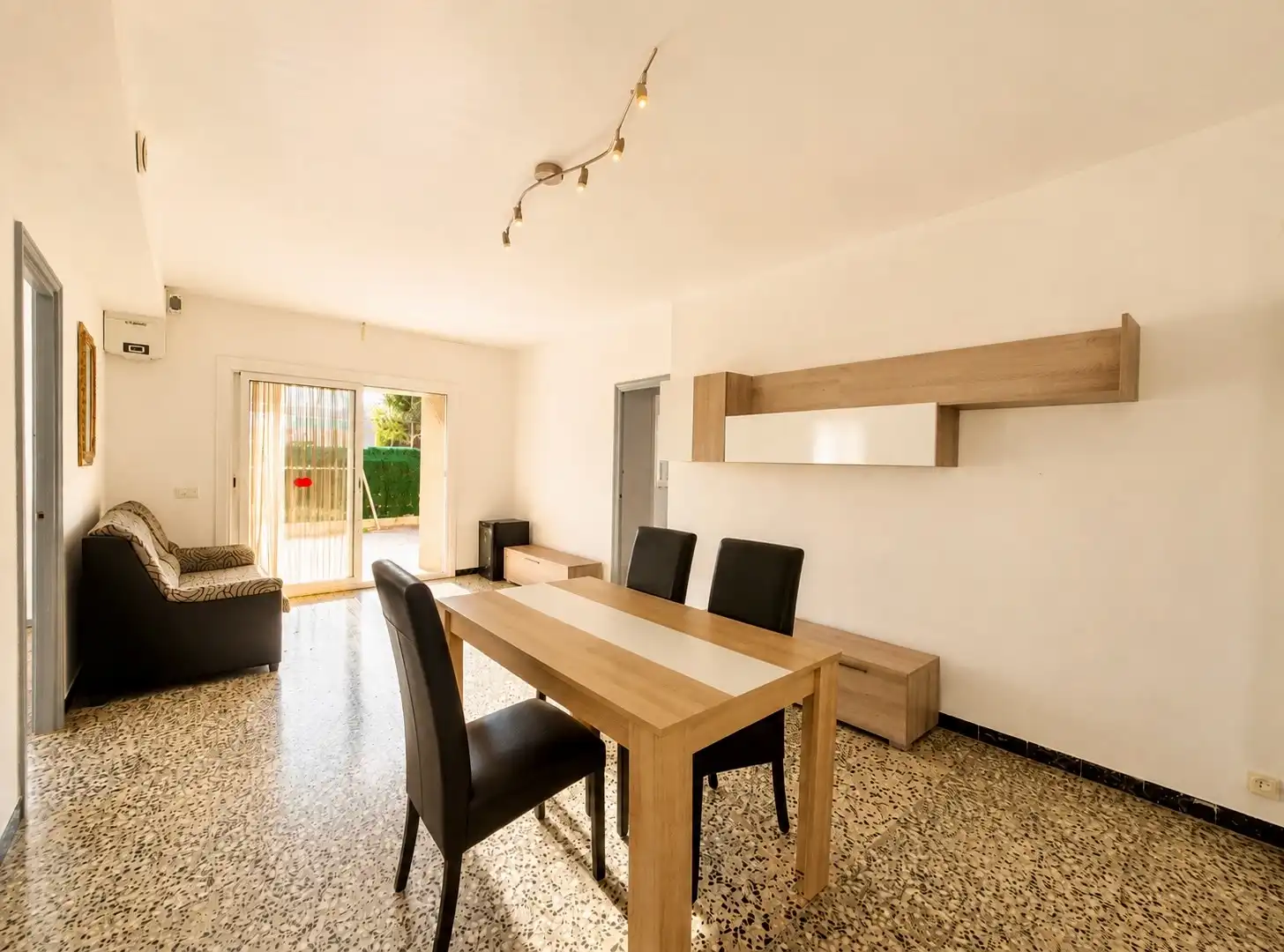 Rez-de-chaussée avec piscine à vendre à Carrer de les Ones, imagen 10