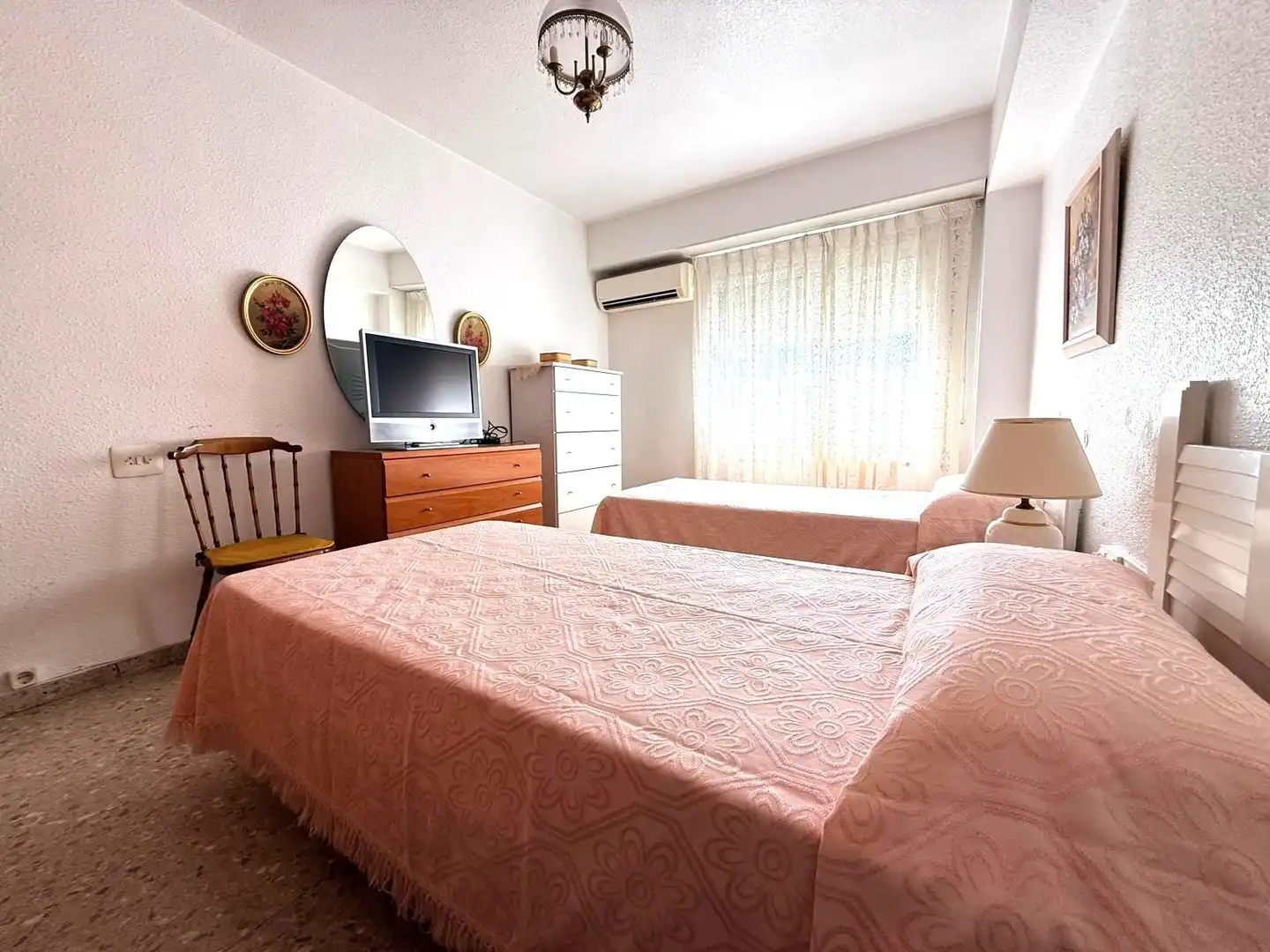 Habitación de Piso en venta en Valencia con Aire acondicionado, Calefacción y Amueblado