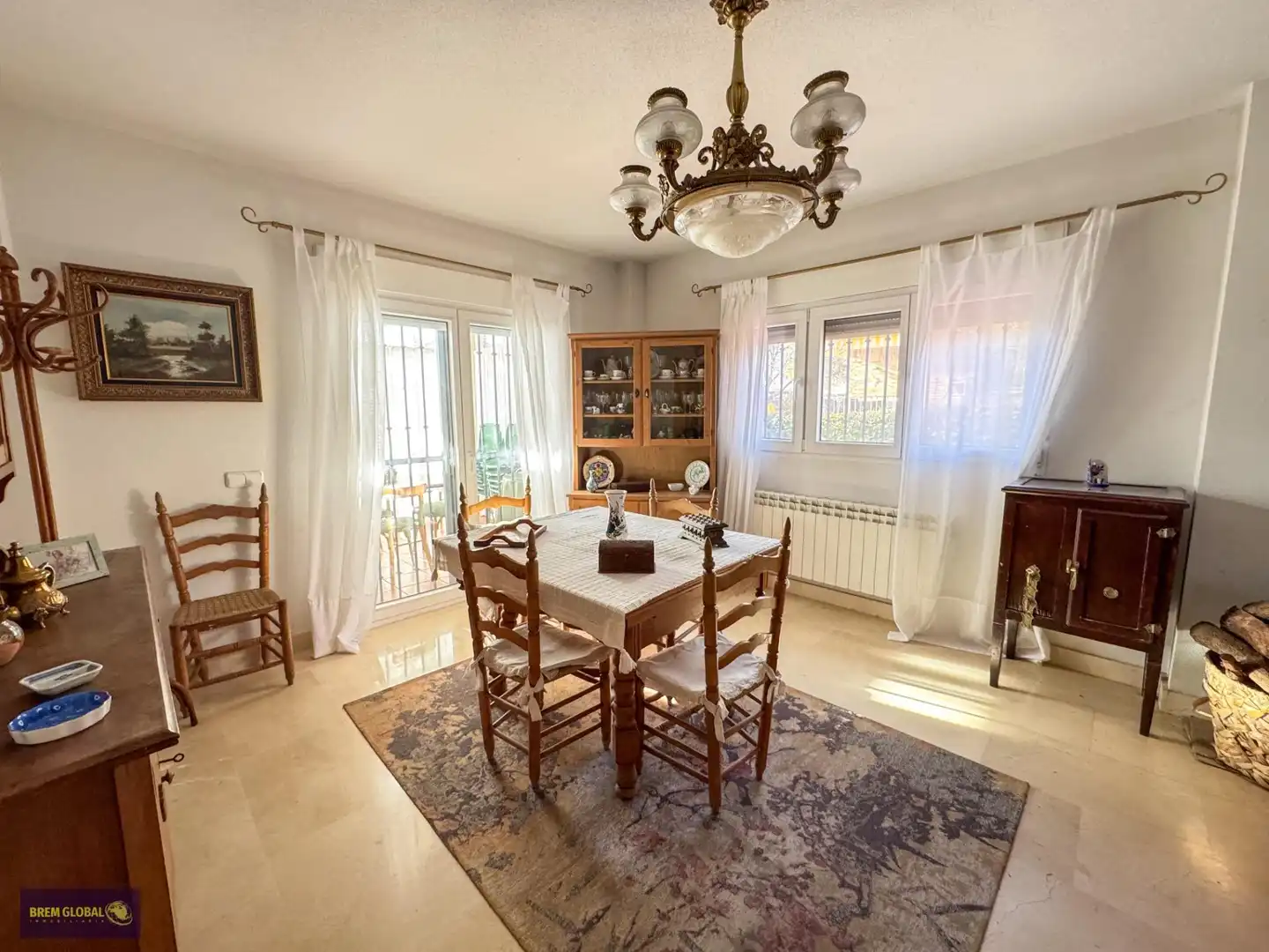 Comedor de Casa o chalet en venta en Lozoyuela-Navas-Sieteiglesias con Jardín privado