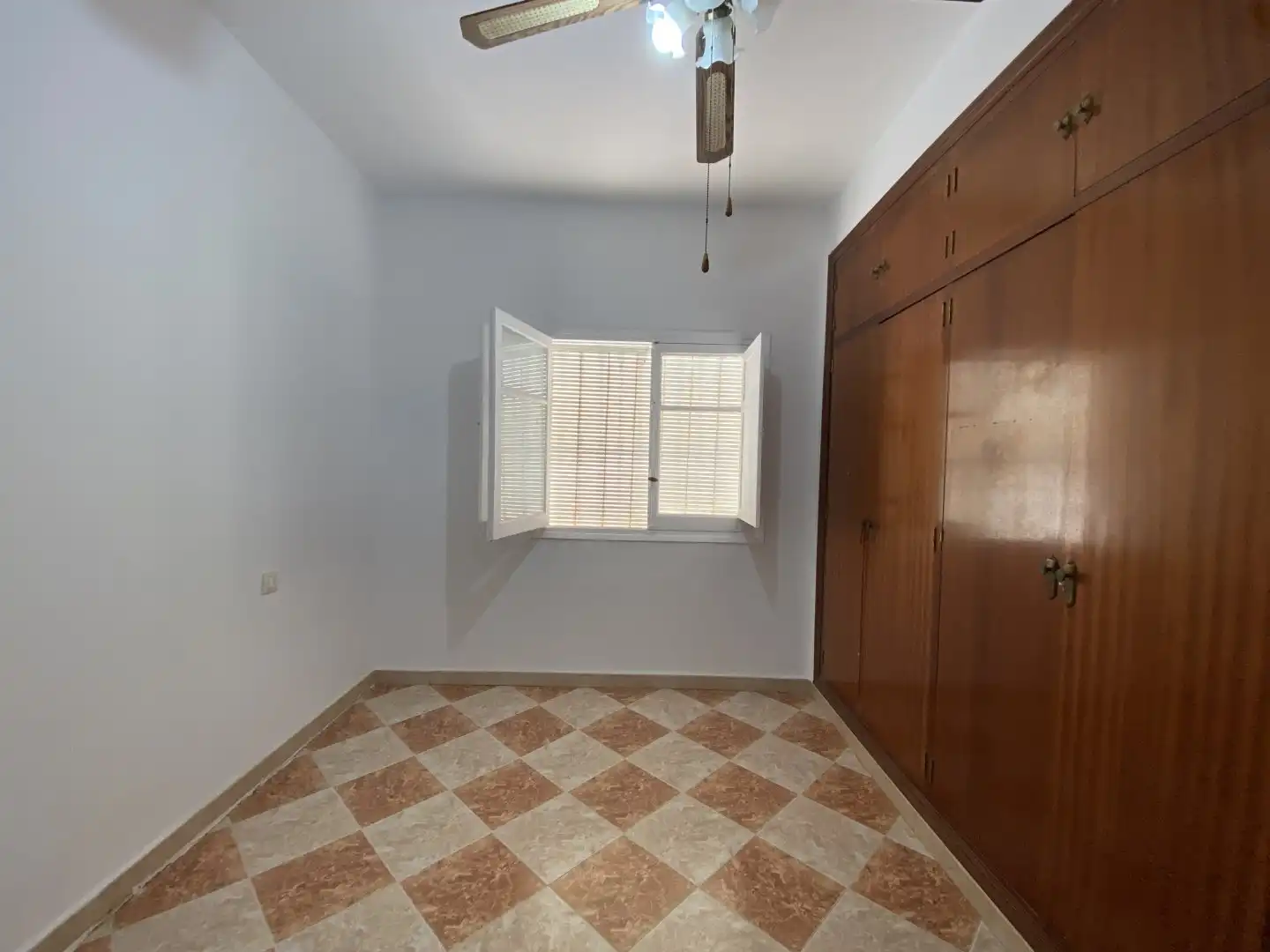 Houses for sale in Chipiona  with Terrace and Storage room