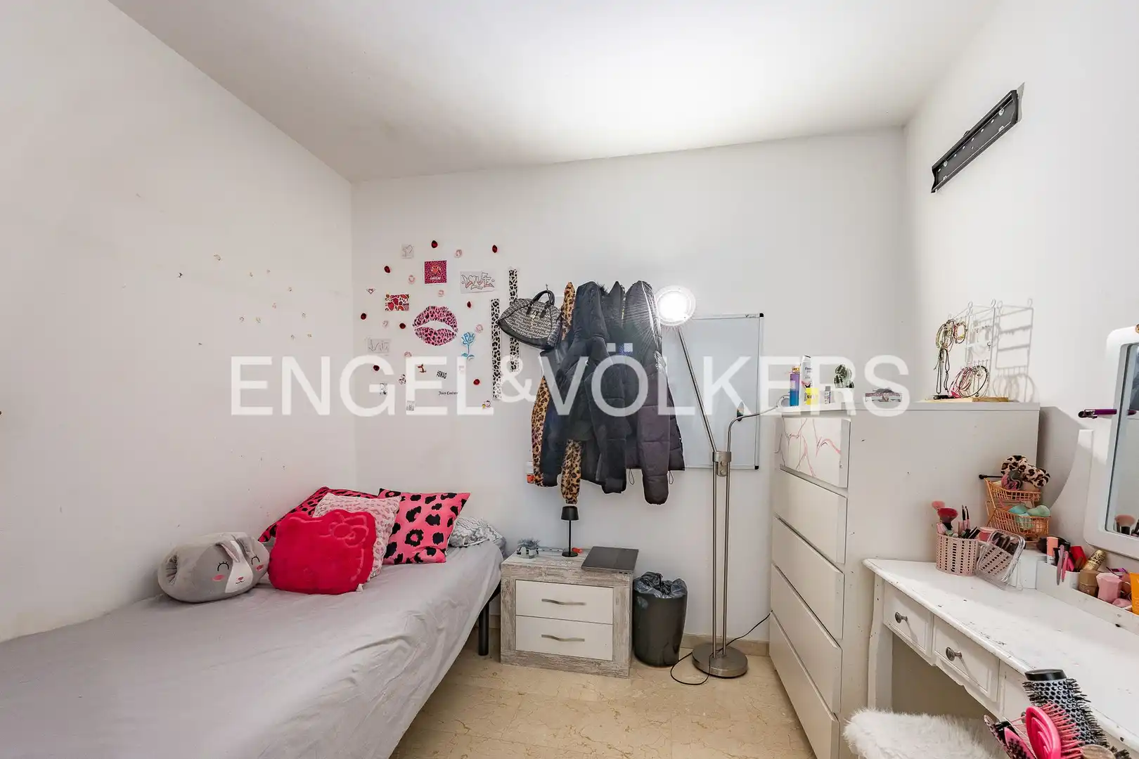 Bedroom of Attic for sale in Cubelles  with Air Conditioner, Heating and Private garden