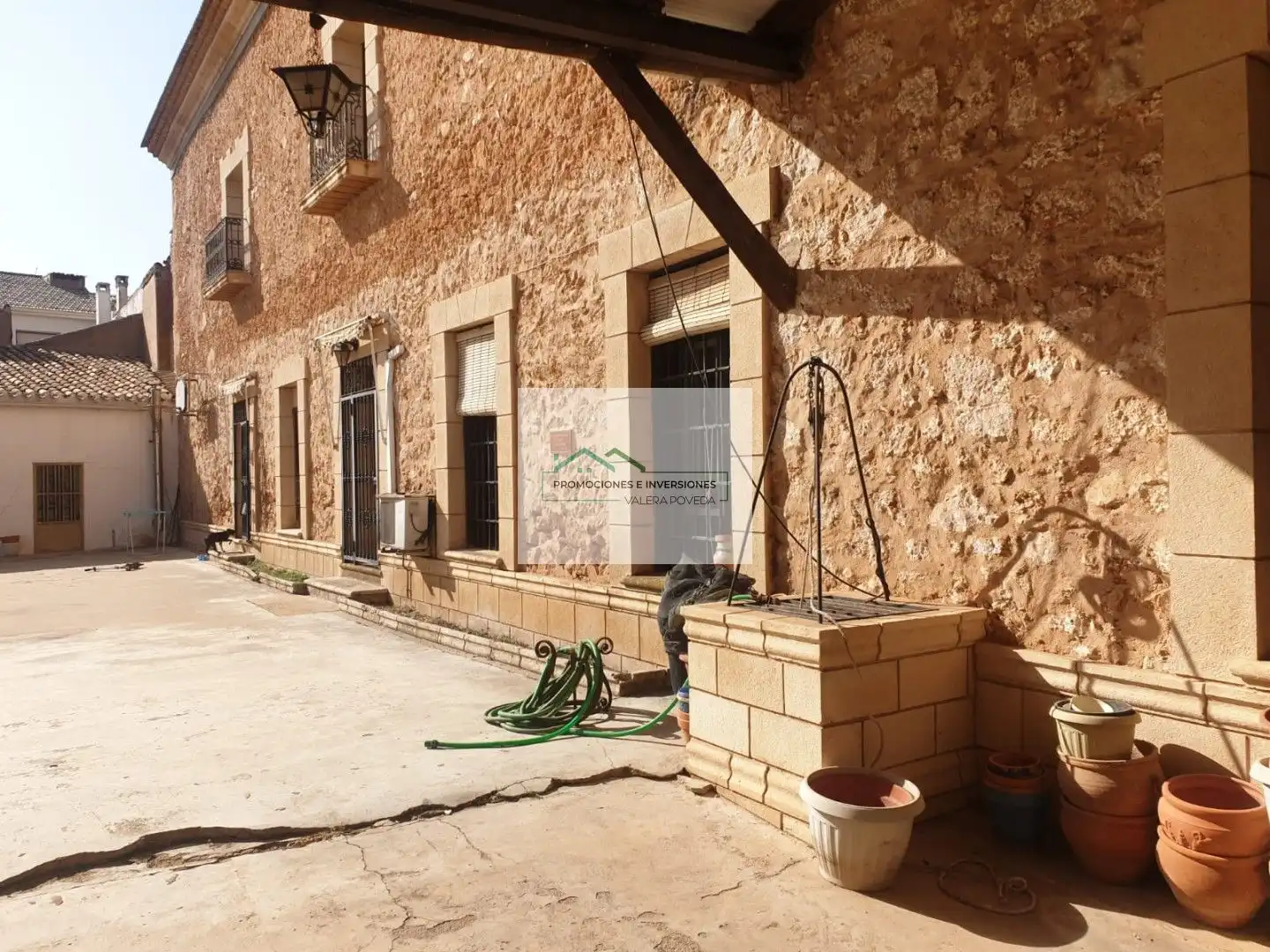Vista exterior de Casa o chalet en venta en Motilla del Palancar con Jardín privado, Piscina y Amueblado