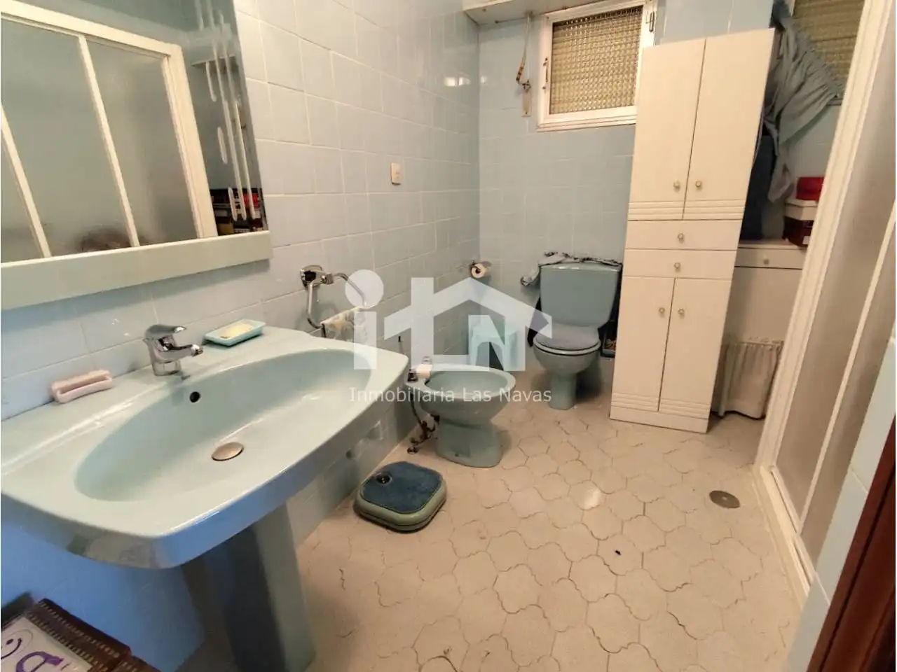 Piso en venta en Las Navas del Marqués  con Calefacción, Terraza y Balcón