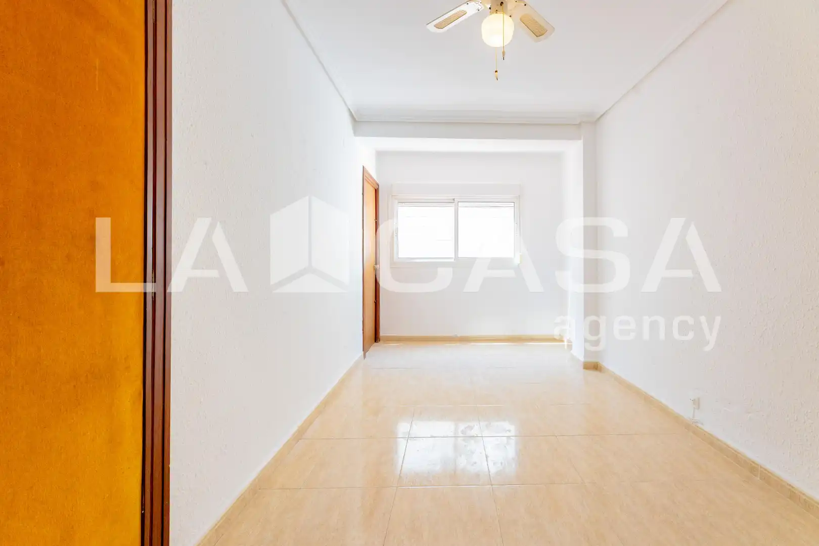 Piso en venta en Valencia con Aire acondicionado, Terraza y Balcón