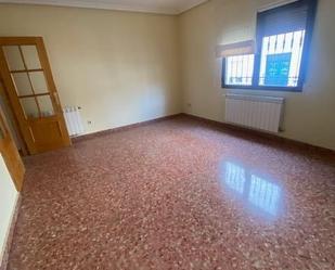 Dormitori de Apartament en venda en Munera amb Terrassa