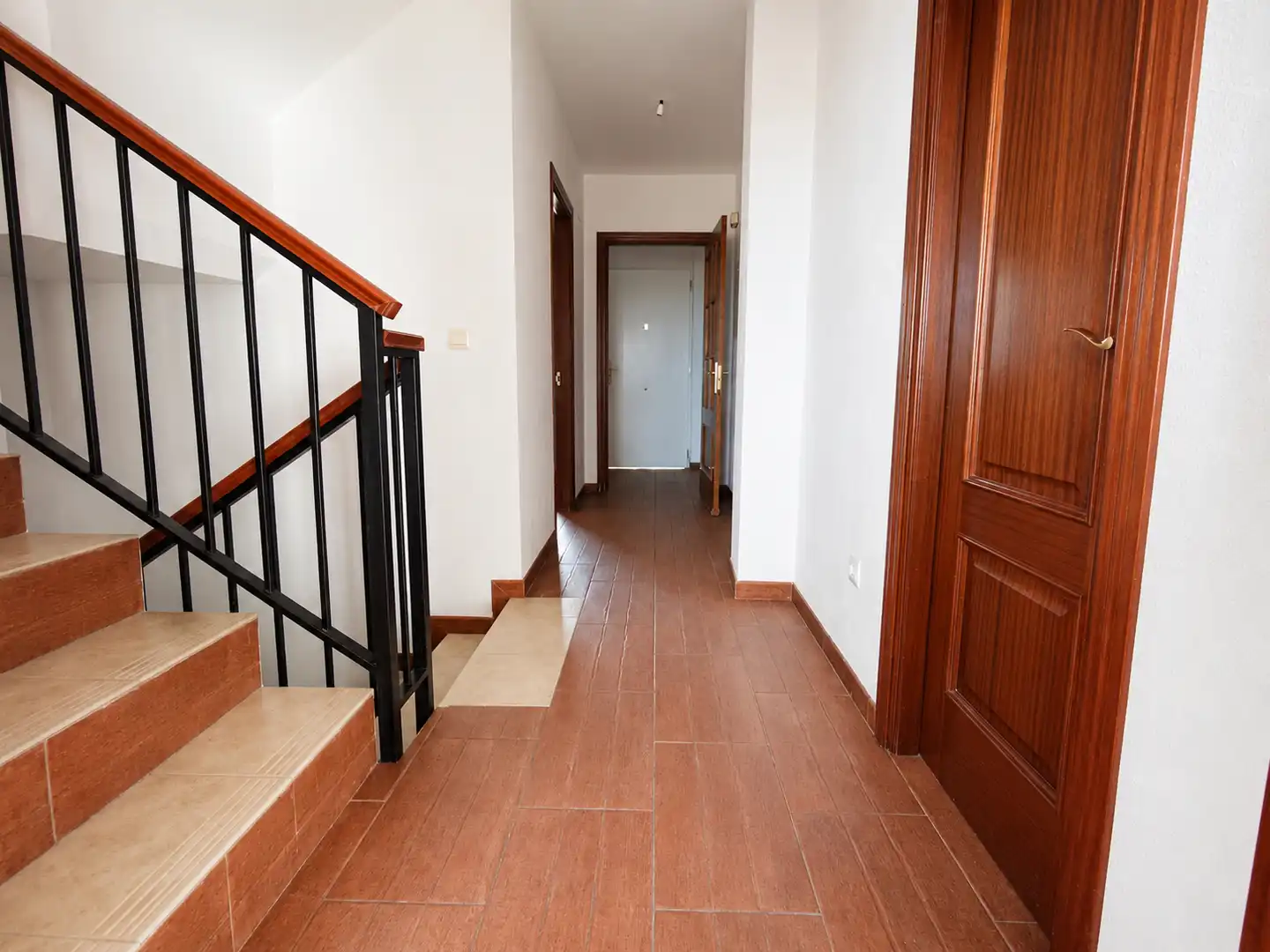 Casa adosada en venta en La Carlota con Terraza, Horno y Lavadora