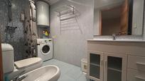 Bathroom of Study to rent in Vigo   with Storage room and Oven