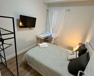 Bedroom of Flat to share in Santander  with Air Conditioner and Terrace