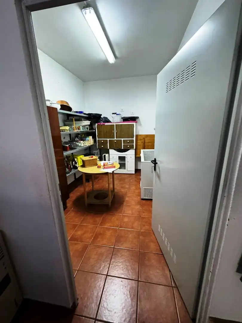 Cuina de Casa adosada en venda en Ponferrada amb Calefacció i Moblat