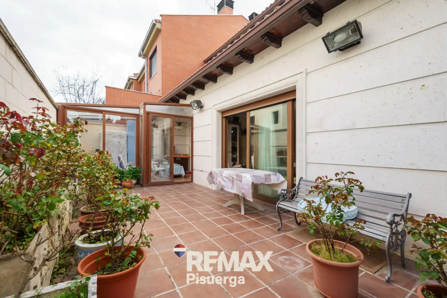Terraza de Casa o chalet en venta en Laguna de Duero con Aire acondicionado, Calefacción y Jardín privado