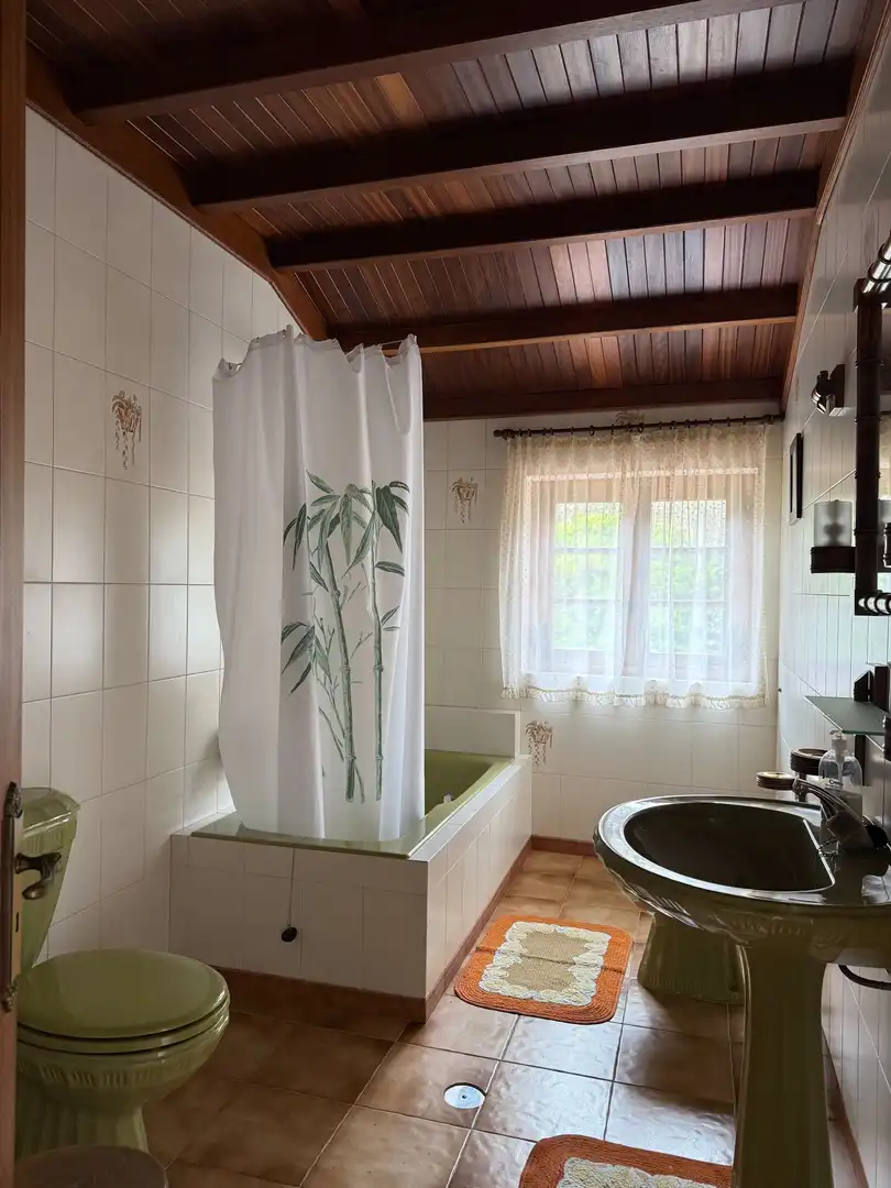 Baño de Casa o chalet en venta en Muxía con Calefacción y Jardín privado